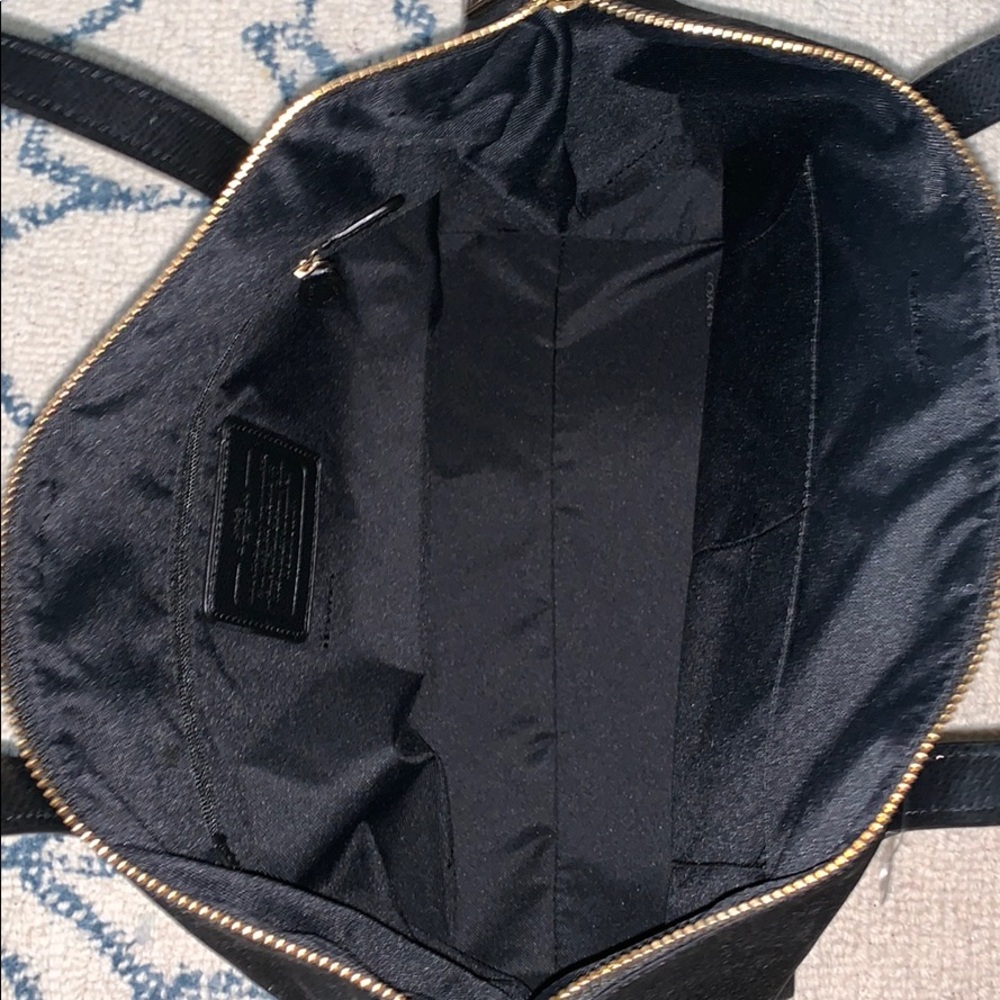 Authentic Coach Purse - Picture 3 of 4